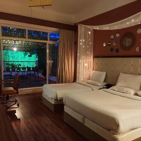 Отель Orchid Square Кунур Экстерьер фото